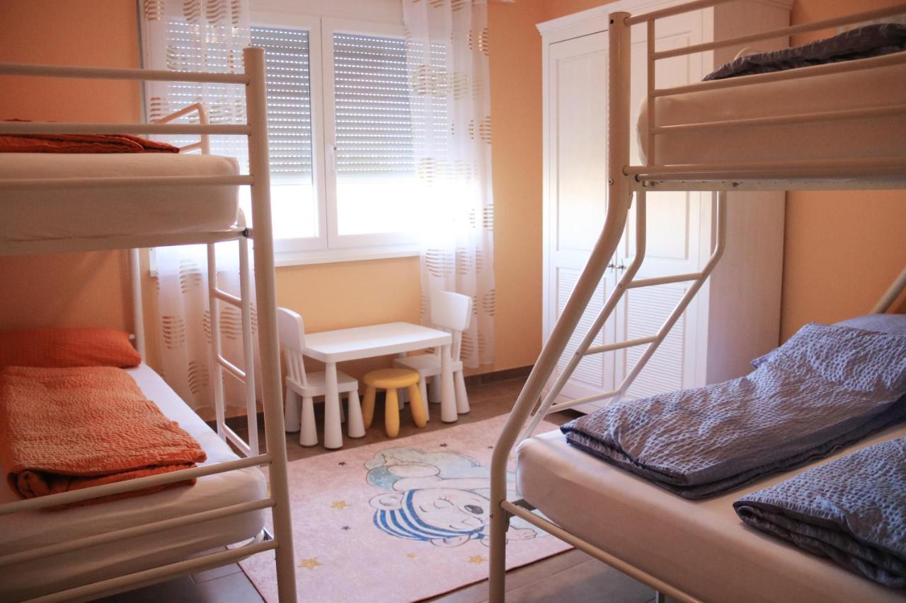 Golden Palace Apartment *