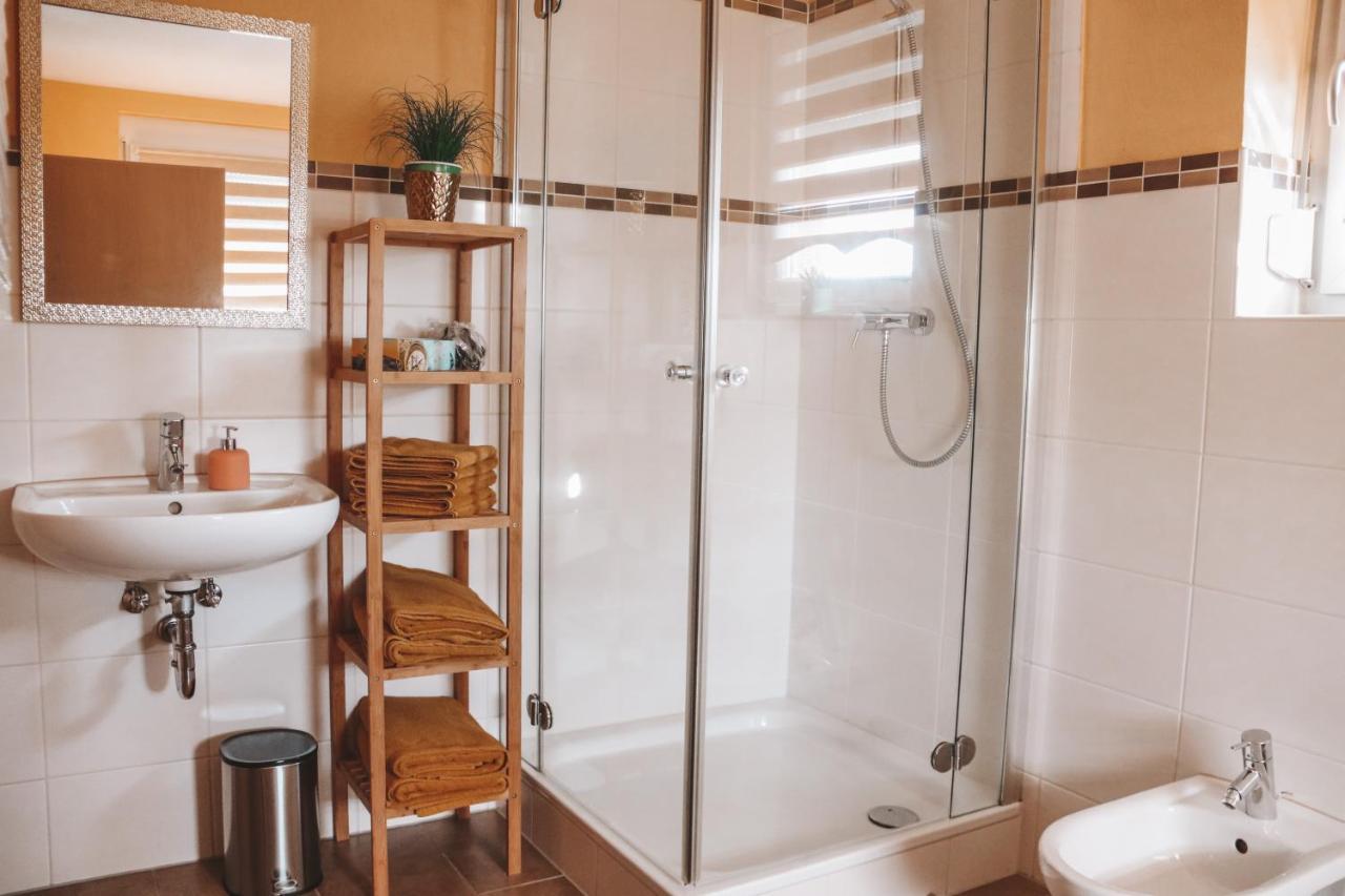 Golden Palace Apartment